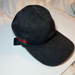 Gucci baseball cap hat